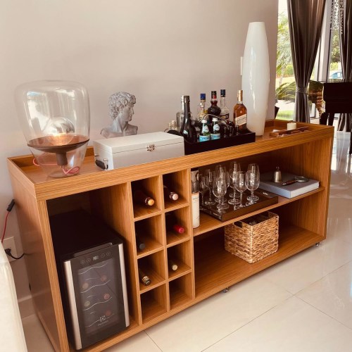 Decoração para Aparador de Sala: Como decorar? O que colocar? + 10 inspirações