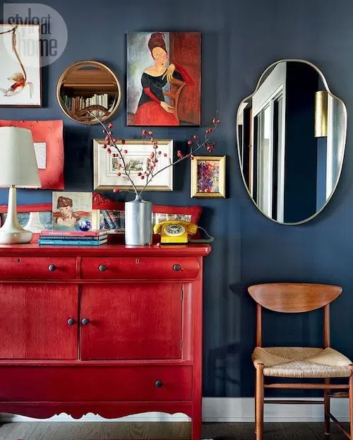cores que combinam com vermelho na decoração