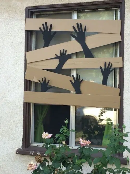 decoração de halloween com material reciclado