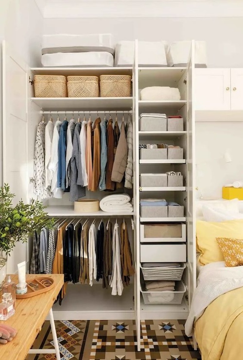 organização de closet pequeno